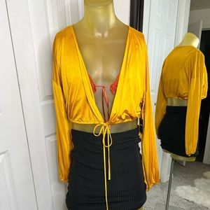 “Contemporary” forever 21 crop- never worn
